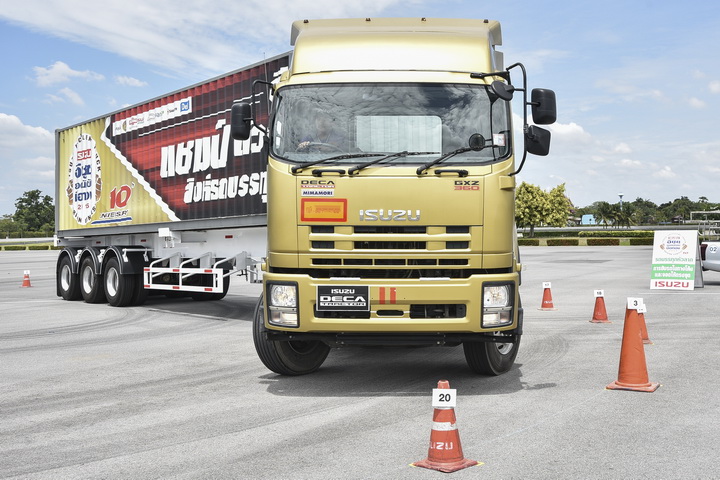 iamcar_Isuzu Excellent Truck 3